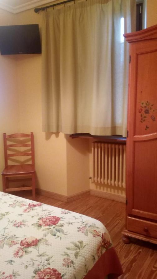 Hostal Casa Sario Jaurrieta Zewnętrze zdjęcie